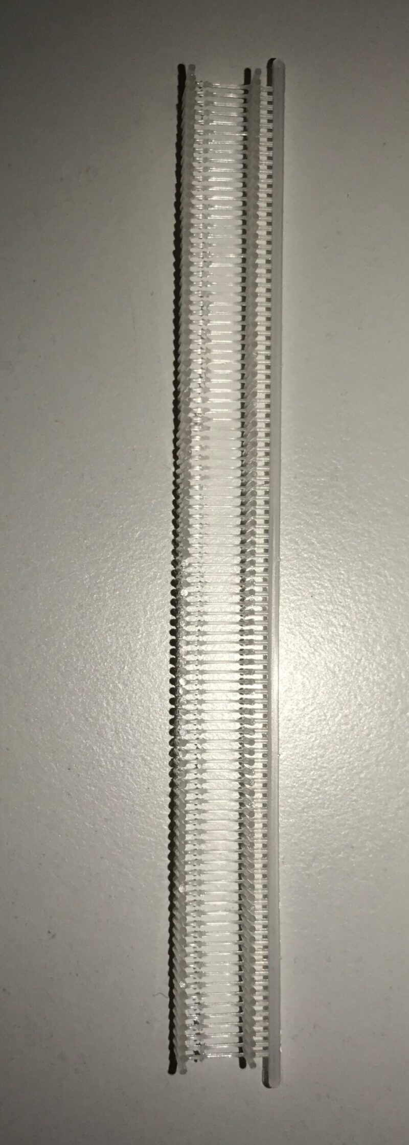 Attaches fines L.7 mm x 10 000